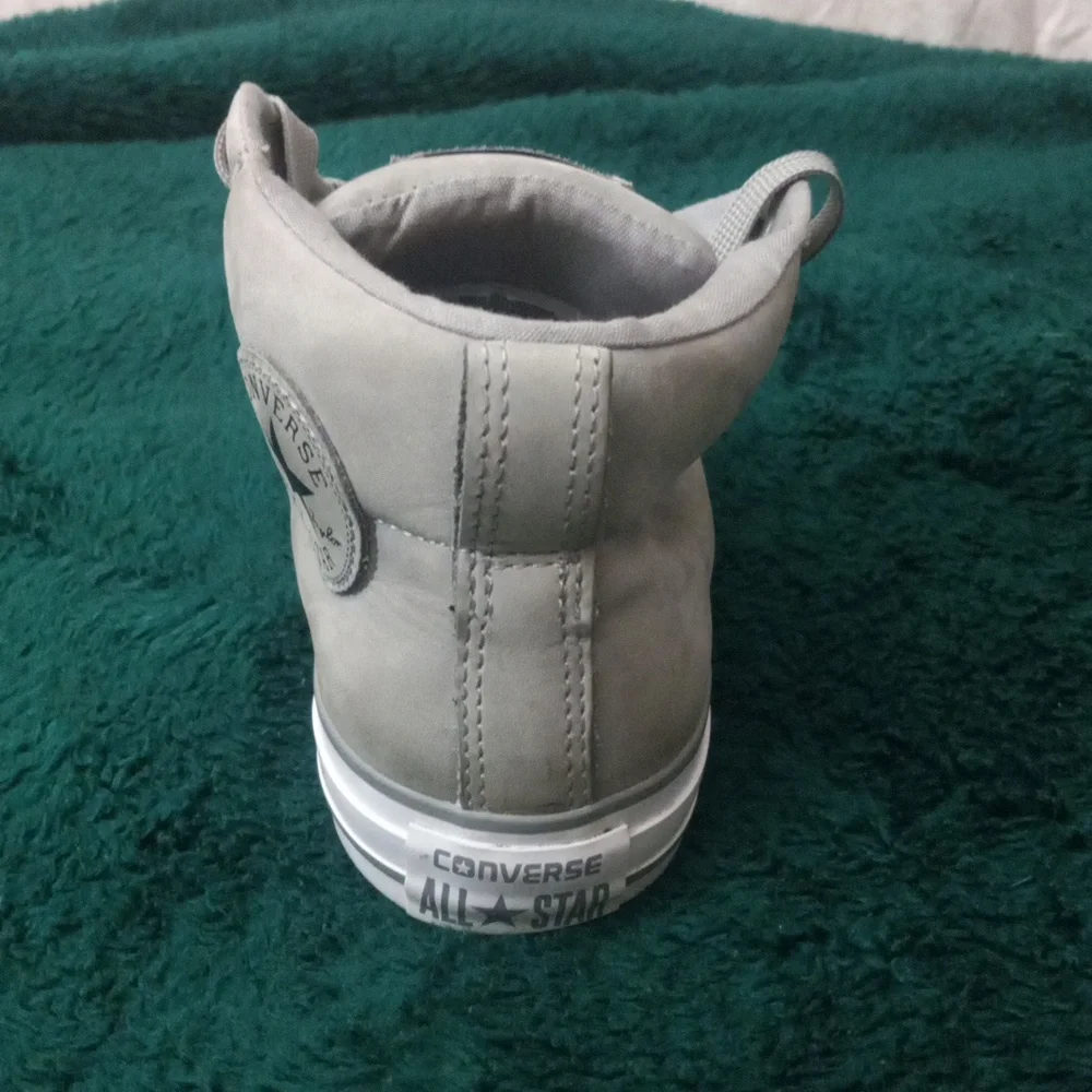 Chuck Taylor Padded Converse All stars 8.5 size shoes - Picture 5 of 15